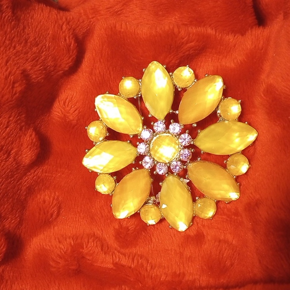 Flower Brooch Yellow/Pink